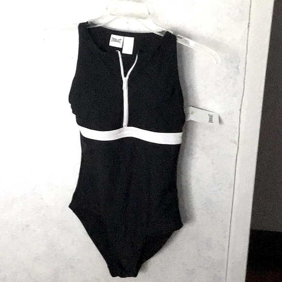 Everlast Other - Everlast sz 8 one piece vintage bathing suit